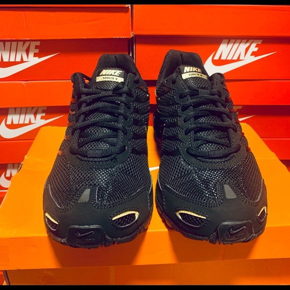 Nike Air Max Torch 4 Black/Metallic Gold Size 10.5 Men's Running Athletic Shoes - Picture 4 of 5